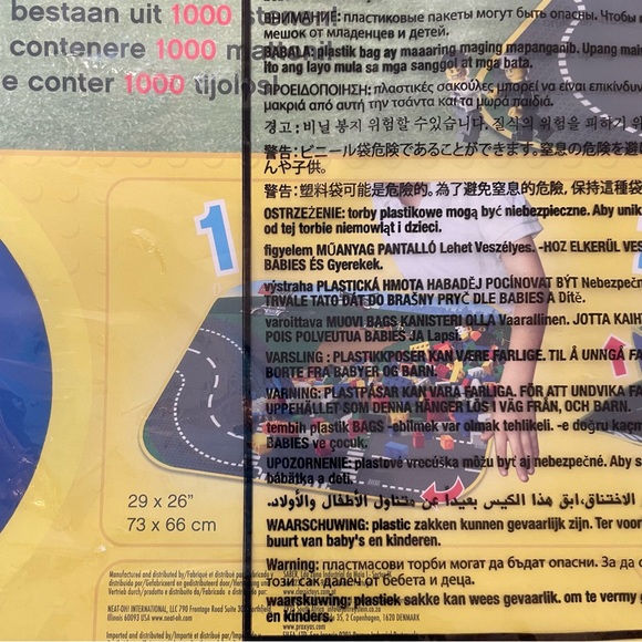 LEGO City ZipBin Medium Toy Box and Play Mat bin for Legos - Picture 9 of 10